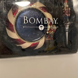 Bombay nutcracker stopper and coaster set.
